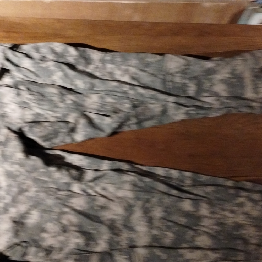 digital camo pants sized M
